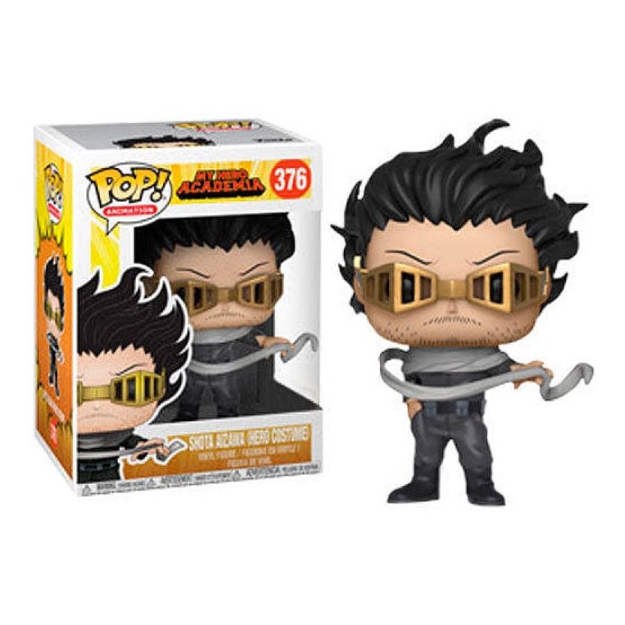 Shota Aizawa disfrazado de Heroe