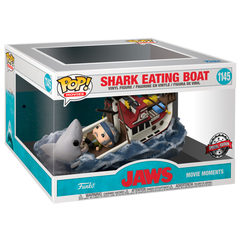Tiburon comiendo en Barco (Exclusivo)