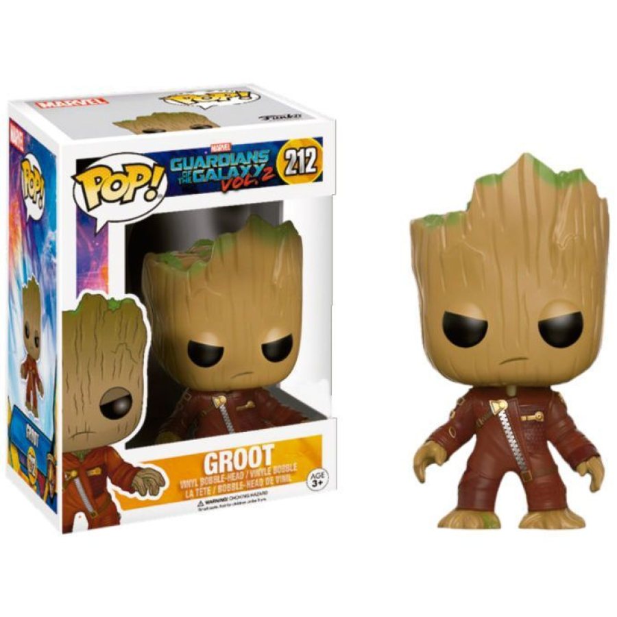 Baby Groot enfadado con traje